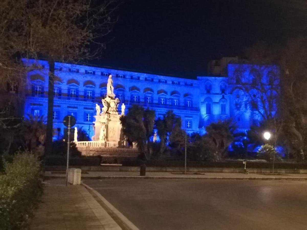 Luxury Apartment Via Genova Palermo Exterior foto